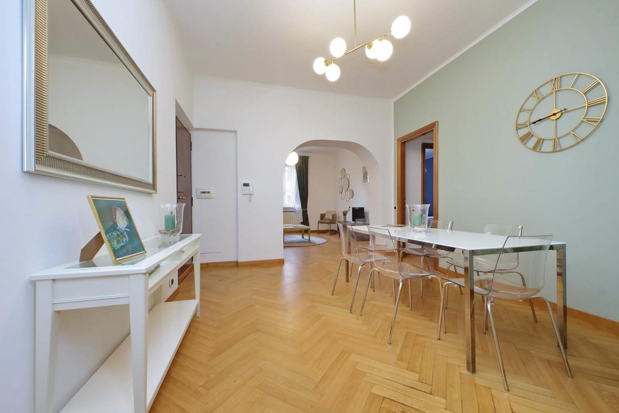 רומא Ych-Comfortable 2 Bedrooms Flat Near Colosseum מראה חיצוני תמונה